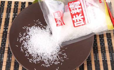 鸡精、味精、香菇精到底该不该放?现在知道还不晚!
