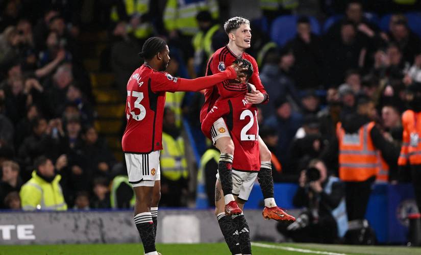 斩维拉、曼联、利物浦、纽卡，小蜜蜂本赛季英超主场仅输曼城