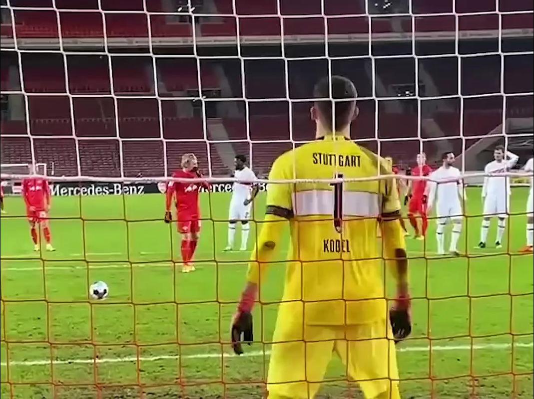 马马尔达什维利近三个赛季五大联赛扑出6次点球,为同期最多插图 马马尔达什维利近三个赛季五大联赛扑出6次点球,为同期最多插图